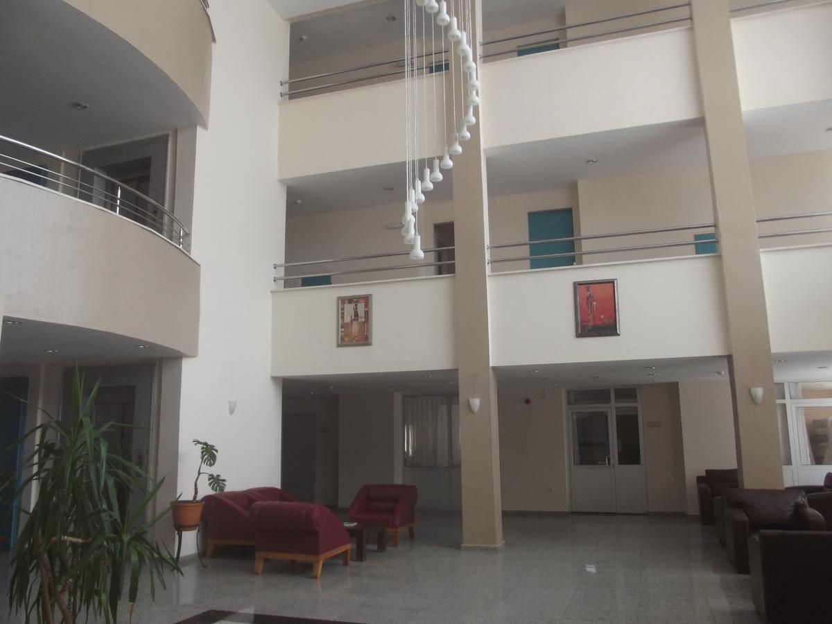 Selcuk Uygulama Oteli̇ Exterior photo