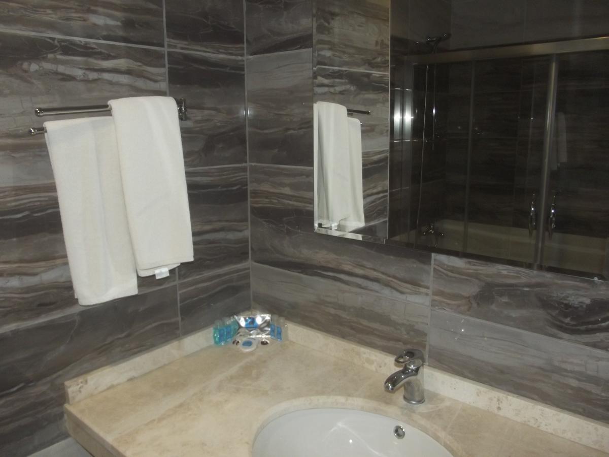 Selcuk Uygulama Oteli̇ Exterior photo