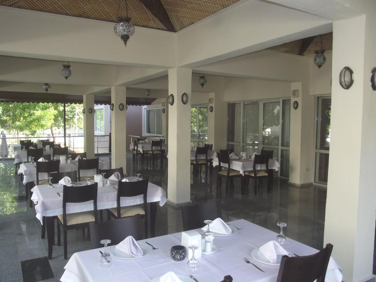 Selcuk Uygulama Oteli̇ Exterior photo