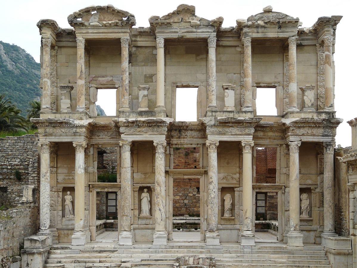 Selcuk Uygulama Oteli̇ Exterior photo